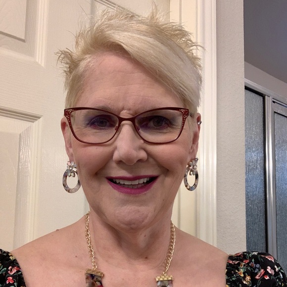 Meet your Posher, Terri - Picture 5 of 5